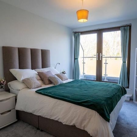 Surrey Hills Escape: Riverside Walks & Quick Links Godalming Eksteriør billede